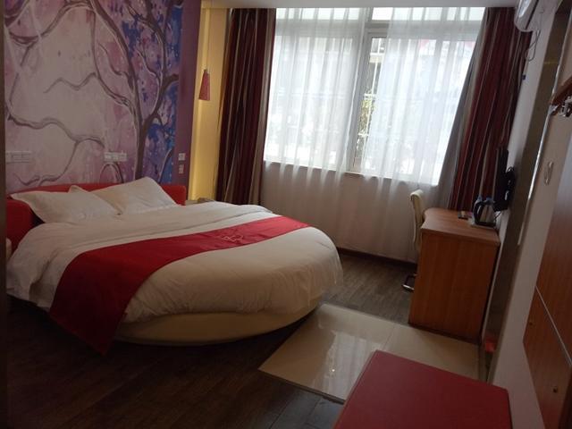 Thank Inn Chain Hotel Guizhou Zunyi Huichuan District Huichuan Avenue Buitenkant foto